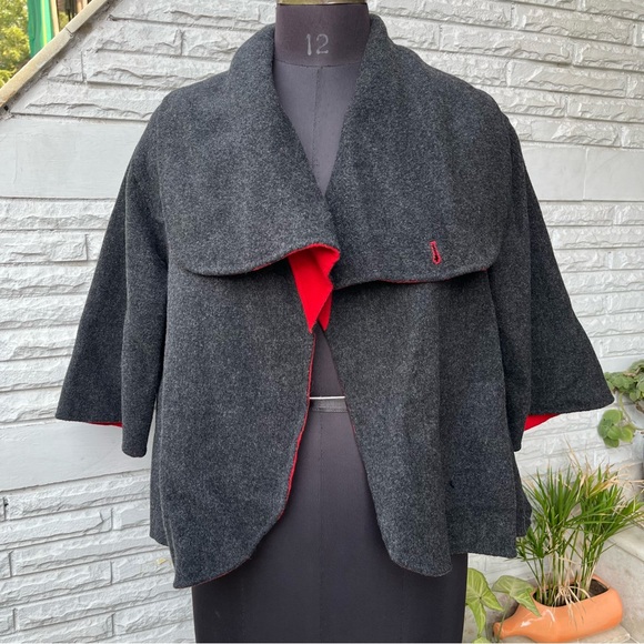 Grey and Red Reversible Overcoat - Picture 4 of 6